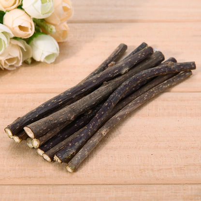 Natural Catnip Silvervine Chew Sticks for Cats | Pack of 10