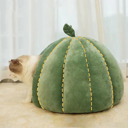Pumpkin Cat Cave Bed – Enclosed Flannel Cat House